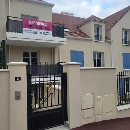 Privee , Dans Un 4 Pieces , Avec Sdb Privative Lejlighed