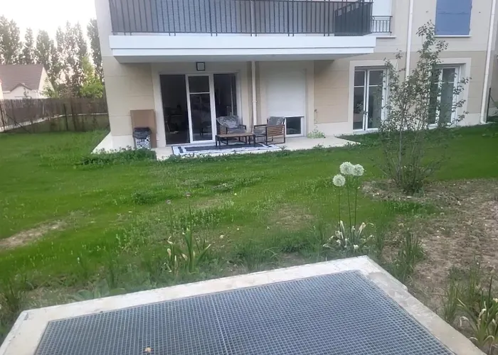 아파트 Privee , Dans Un 4 Pieces , Avec Sdb Privative